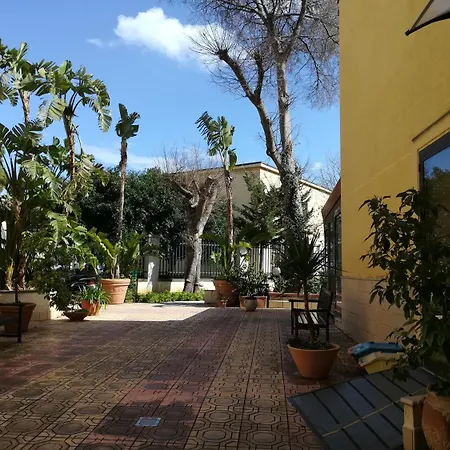 Ξενοδοχείο D'orleans 3*